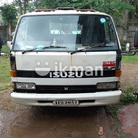 Isuzu Elf Wide 1988 Gampaha City Ikman