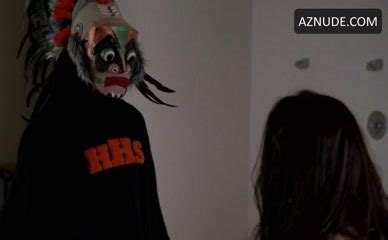 Elle Lamont Leslie Augustine Eiza Gonzalez Bikini Scene In From Dusk Till Dawn The Series