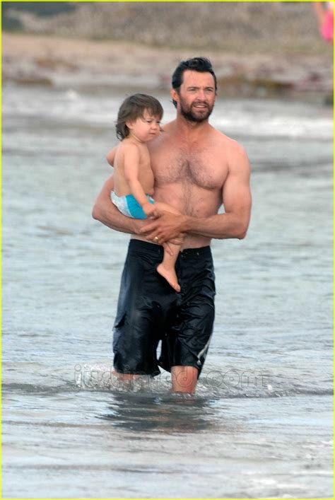 Hugh Jackman's Beach Bonding With Kids: Photo 196051 | Ava Jackman ...