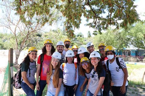 Alunos Do Curso De Engenharia Ambiental UFRPE Vivenciam Aula De Campo