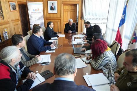 Reunión para evaluar ejecución de proyectos y redestinación de recursos