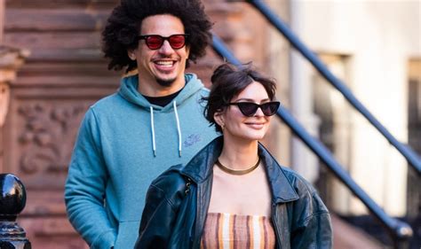 Emily Ratajkowski Strips Naked For Raunchy Valentine S Day Snap With Comedian Eric Andre