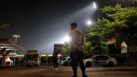 Foto Lapangan Thor Steril Petugas Keamanan Berjaga Ketat Di Lokasi