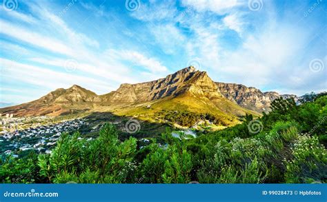 View of Cape Town, Table Mountain, Devils Peak and the Twelve Apostles ...