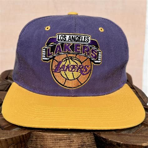 Vintage 90s Los Angeles Lakers Starter SnapBack hat.... - Depop