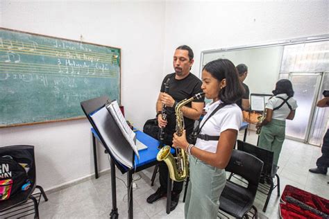 A N Hay Cupo Para Los Talleres De Bellas Artes Haz Ruido