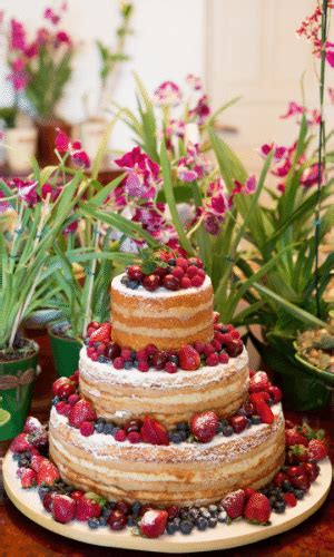Naked cake aparência rústica bolo pelado é tendência para casamentos BOL Fotos BOL Fotos