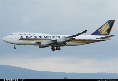 9V SMU Boeing 747 412 Singapore Airlines Matthew Lima JetPhotos