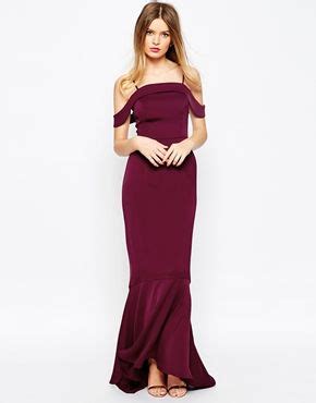 Robe Longue Rouge Bordeaux Fonce Manches Tombantes Epaules Nues