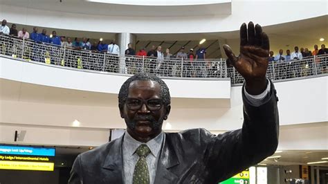 PICS: Zuma unveils OR Tambo statue