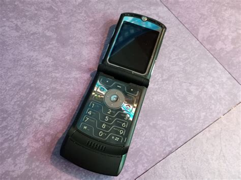 Motorola Razr Flip Phone Black