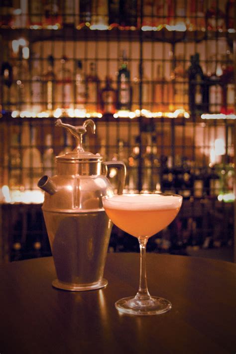 Dry Bar Staggeringly Chic Cocktail Bar On Calle Pez Naked Madridnaked Madrid