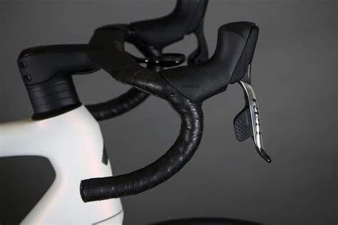 Sram и Shimano отзывают сотни тысяч опасных шоссейных компонентов ...