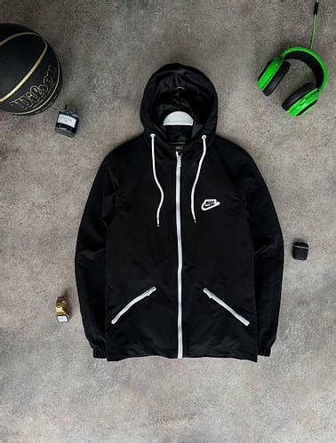 Купить Мужская ветровка Nike черная с белым осенняя Куртка Найк из ...