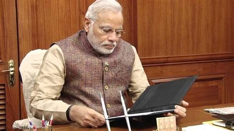 Pm Narendra Modi To Meet Top Economists At Niti Aayog Today Review