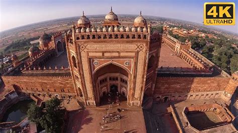 buland darwaza  highest gateway   world fatehpur sikri india