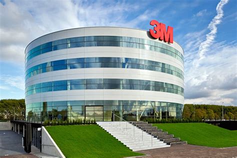 Known worlwide for innovation, 3M expands in the Netherlands