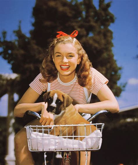 Nh Hi M Qu Bom Sex Marilyn Monroe Tr C Khi N I Ti Ng Tu I Tr Online