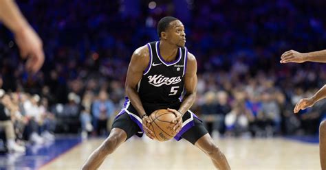 Deaaron Fox Surpasses Kings Legend On All Time Sacramento Scorers List