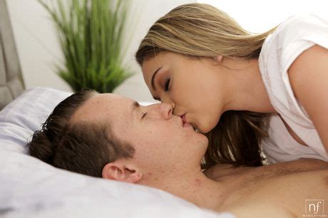 Brunette MILF Ms Faris Gets Her Shaved Pussy Screwed Hard