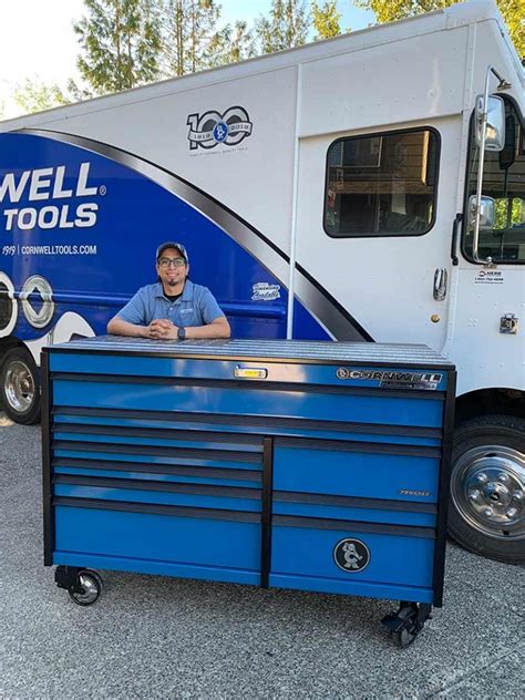 Why Choose Cornwell Tool Truck Franchise