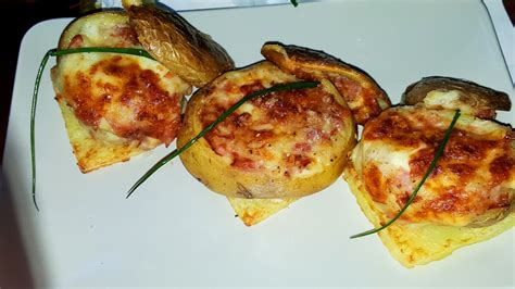 Patate Al Forno Ripiene Con Mozzarella E Pancetta Le Ricette Di Tatiana