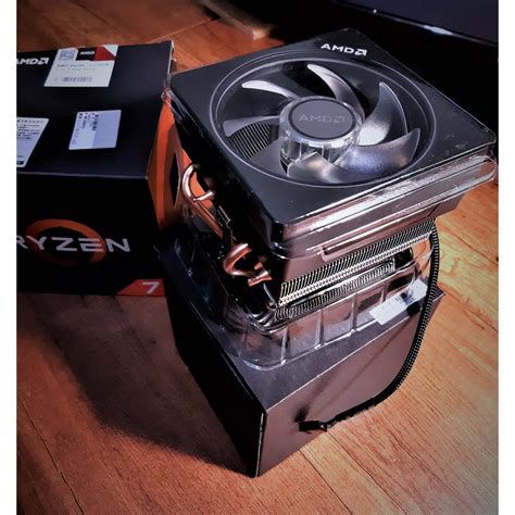 Amd R7 2700x 原廠幽靈風扇wraith Prism 原廠風扇（全新未使用） 蝦皮購物