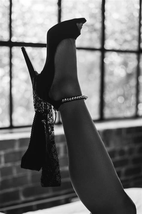 Tips To Feel Confident Naked Atlanta Boudoir