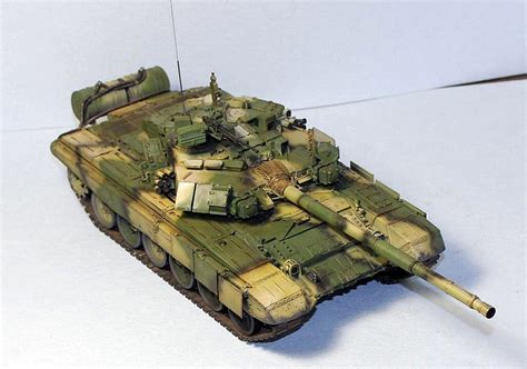 T-90 — Каропка.ру — стендовые модели, военная миниатюра