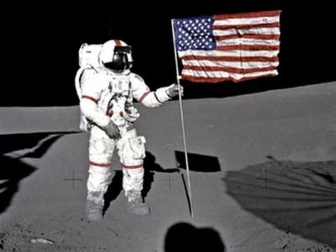 【印刷可能】 video of astronauts walking on the moon 126818-Footage of ...