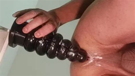 Langer Anal Abbruch mit großem Ringplug xHamster