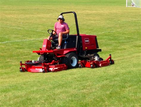 Mowing | Sports Turf Management Of MichiganSports Turf Management Of