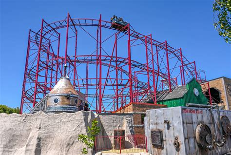 Attractions Kingoland Parc D Attractions Bretagne Le Grand Parc D