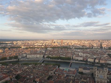night   lyon lyon private tours