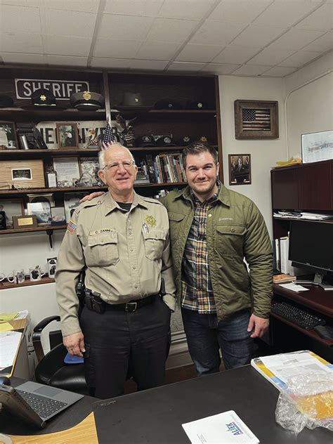 Sheriffs throw support behind Skarlatos | News | currypilot.com