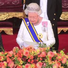 elizabeth queen pfp elizabeth queen profile pics