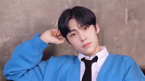 Ghim của elppa trên bunch of hot bois