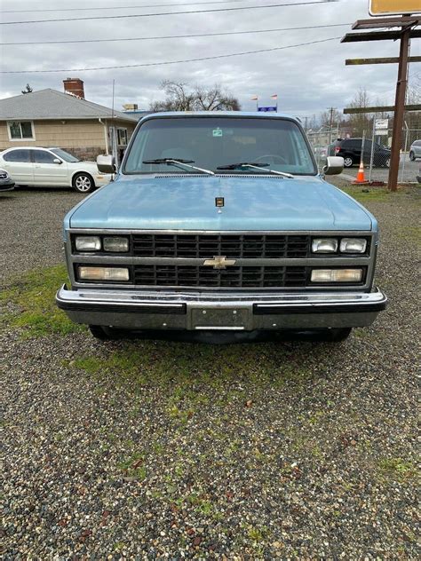 1989 Chevrolet Suburban 1500 Scottsdale Rwd 57 Liter 8 Cylinder Gas