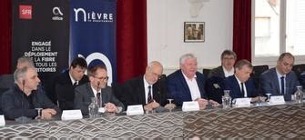 Signature De La Convention AMEL Entre SFR FTTH Altice France SFR Et