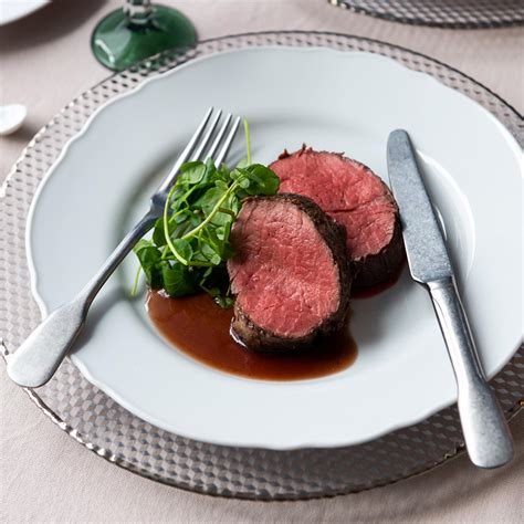 Buy Prime Cut Chateaubriand Beef Fillet | Grass Fed - Farmison & Co