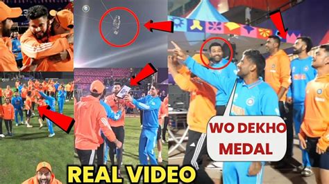 Indian Team Celebration After Shreyas Iyer Receiving Best Fielder Award