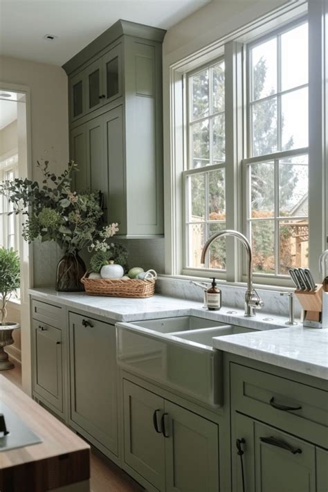 Serene Kitchens With Sage Green Cabinets En Cocinas Kitchen