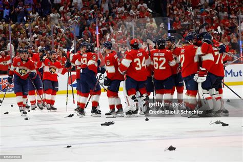 The Florida Panthers Celebrate Their 3 2 Overtime Win Over The Vegas