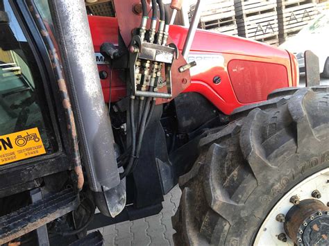 Ciągnik Massey Ferguson 6255 Sobiesęki Trzecie • Olxpl