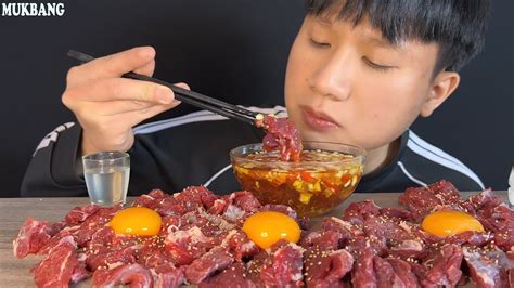 ThỊt BÒ SỐng LÒng ĐỎ TrỨng And Soju Asmr Mukbang Raw Beef Raw Egg