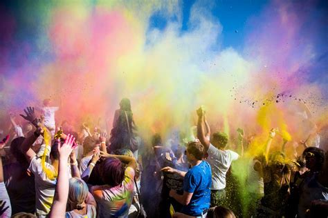 Holi Festival Of Colours Er In Germany Holi Festival Of Colours