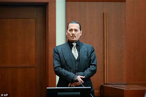 Johnny Depp Al Processo In Virginia Dago Fotogallery