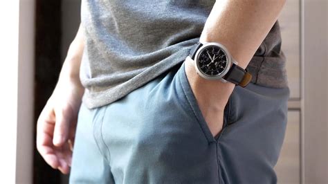 6 Reasons Why Small Watches Are Better Than Big Watches • The Slender Wrist