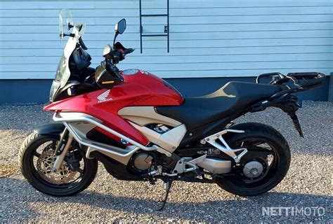 Honda Vfr Xcrossrunner Cm M Nts L Moottoripy R