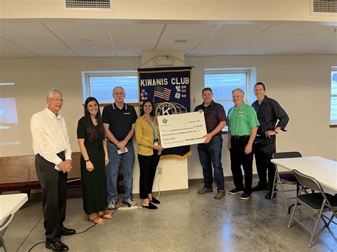 Coralville Central Elementary School - Corridor Kiwanis shares a